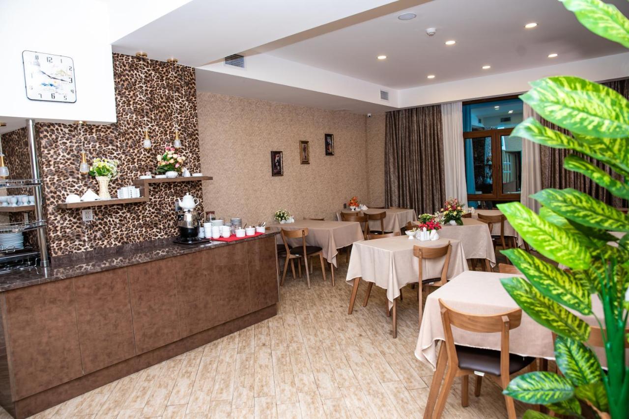 Sebail 4* Bakü