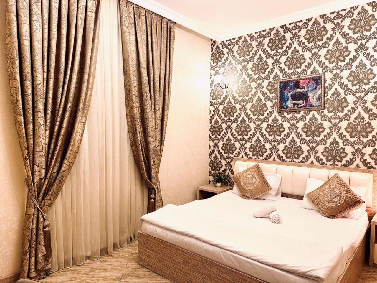 Sebail Otel 4*